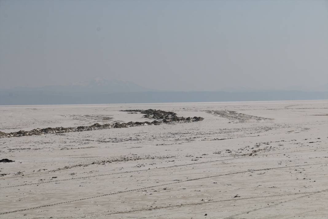 Tuz Gölü can çekişiyor! 130 bin futbol sahasından 13 bine düştü 8